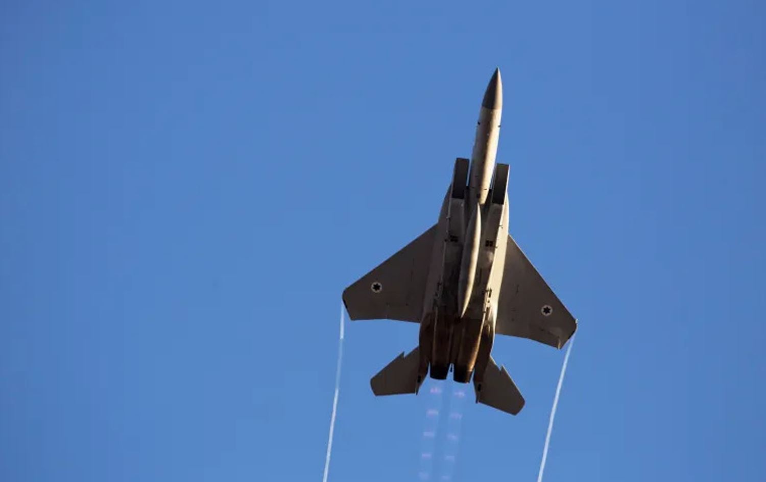 سوپای ئیسرائیل بۆردوومانی حومس و حەمای کرد