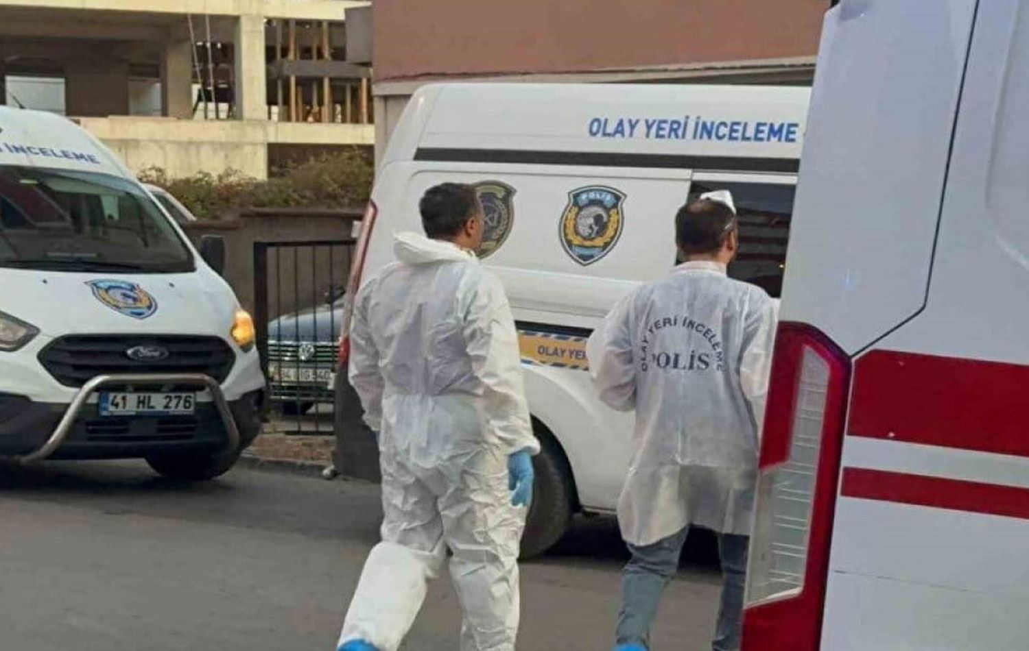 Olay yerinde inceleme yapıldı. / Foto: DHA