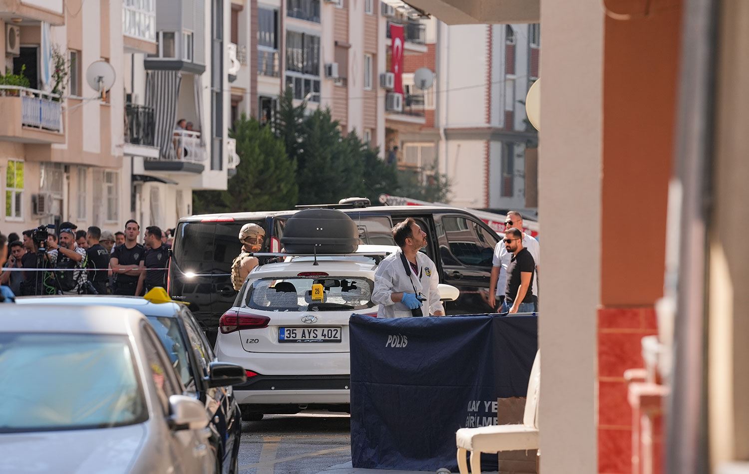 Polis olay yerinde inceleme yapmıştı. / AA