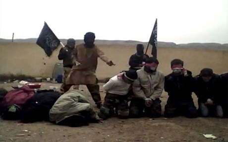 "ئەو چەكدارانەی لە شنگال هەڵاتوون داعش لە مووسڵ دەیانكوژێت"