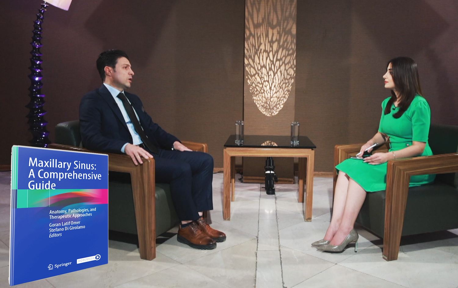 پسپۆڕێکی کورد لەگەڵ پڕۆفیسۆرێکی ئیتاڵی کتێبێکی دەگمەنی زانستیی پزیشکی دەنووسن