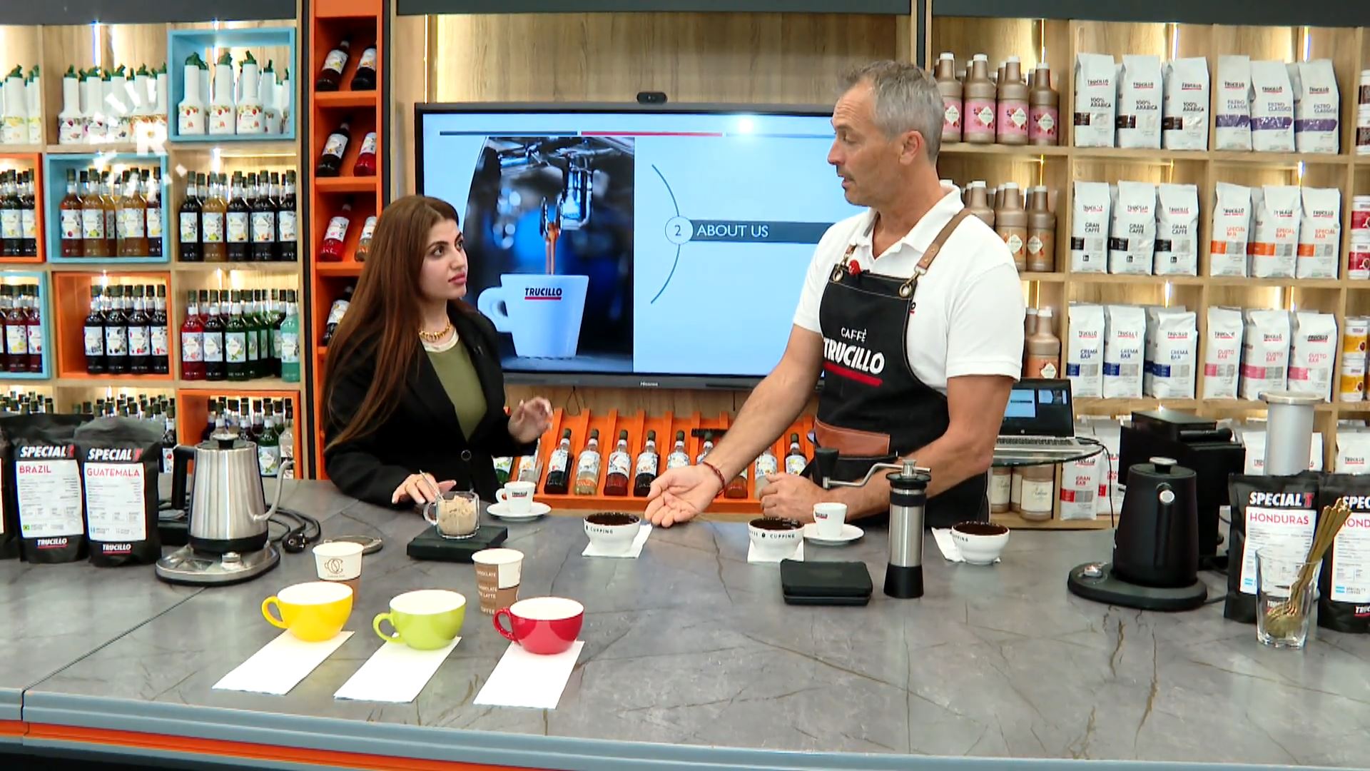 شارەزایەکی ئیتاڵی: قەزوان تامی شیرینە و قاوە نییە