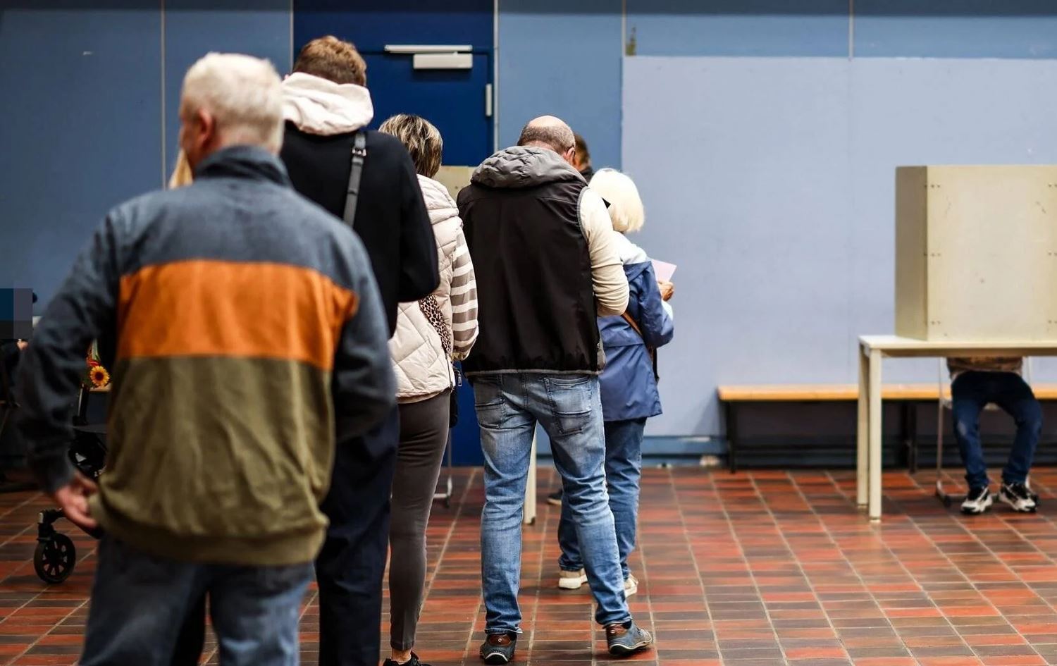 لە هەرێمی نۆردراین ڤێستفاڵن پارتی یەکێتیی کریستیان دیموکرات زۆرینەی بردەوە