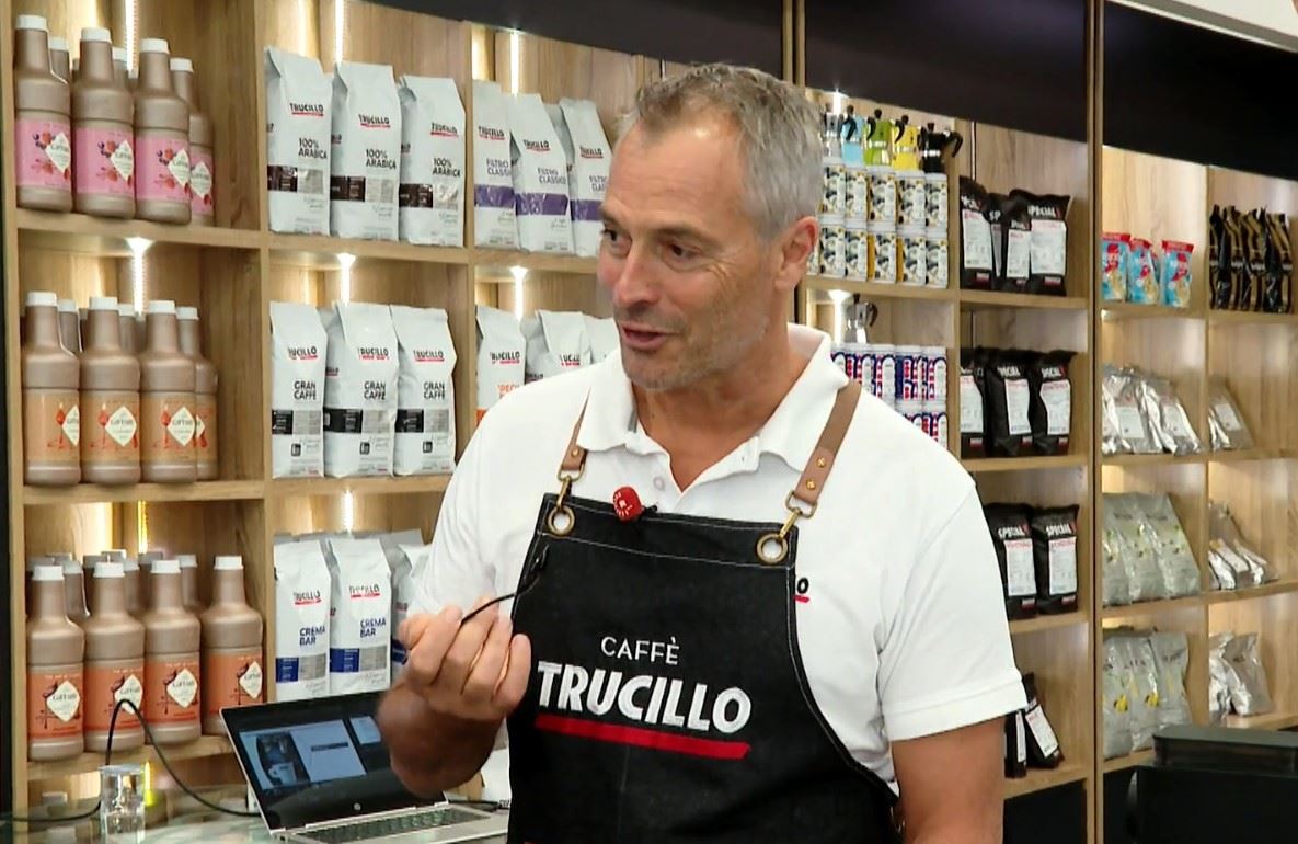 Italian coffee expert shares craft lessons in Kurdistan