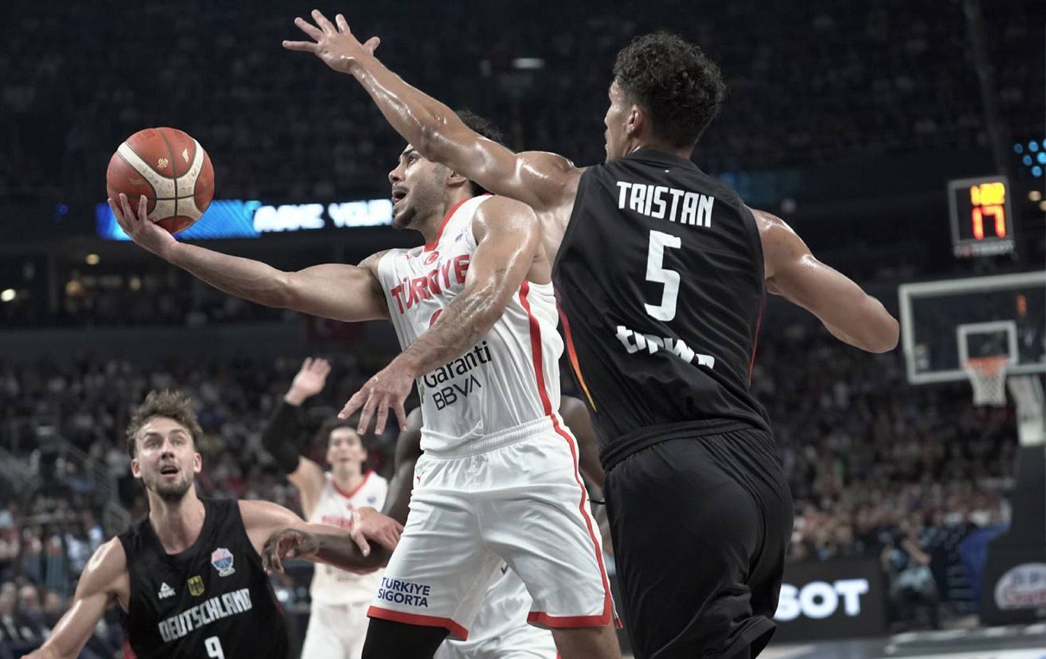 2025 Avrupa Basketbol Şampiyonası: Türkiye Avrupa ikincisi oldu