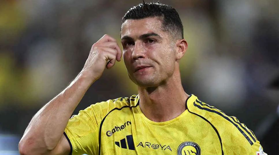 رۆناڵدۆ سەرەڕای بردنەوە خەمبار و نیگەران دەرکەوت