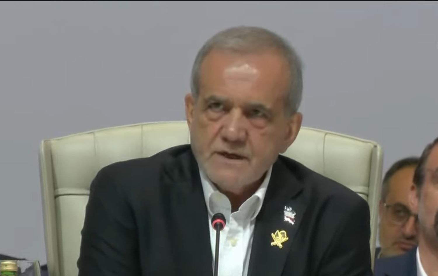 İran Cumhurbaşkanı Mesud Pezeşkiyan