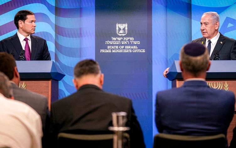 İsrail Başbakanı Binyamin Netanyahu ile ABD Dışişleri Bakanı Marco Rubio basın toplantısında Foto: AFP