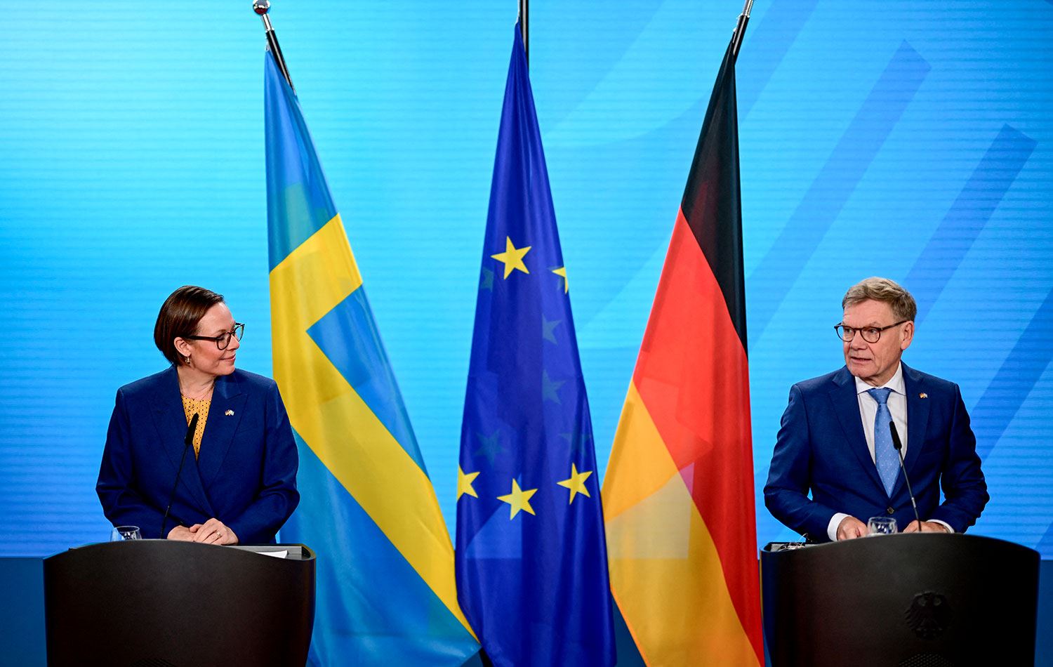 Almanya Dışişleri Bakanı Johann Wadephul, Berlin'de, İsveç Dışişleri Bakanı Maria Malmer Stenergard ile ortak basın toplantısı düzenledi. / Foto: AFP