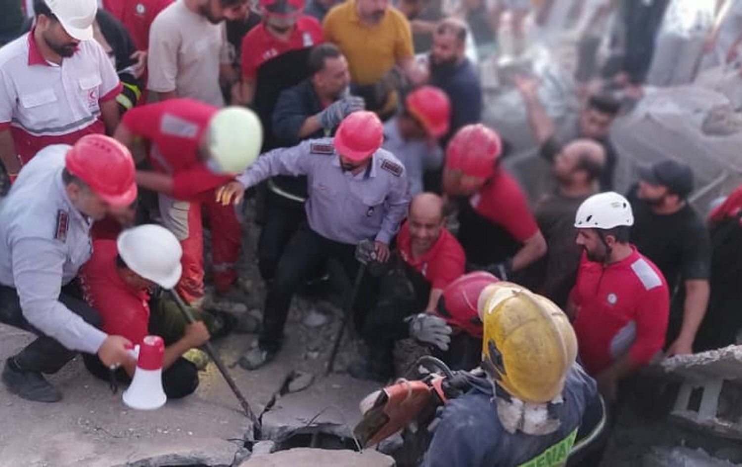 ژمارەی کوژراوانی تەقینەوەکەی ئەهواز بۆ 7 کەس بەرزبووەوە