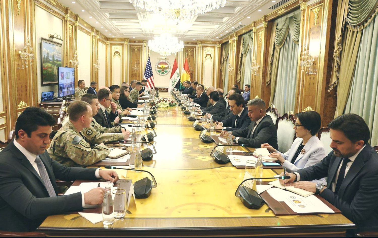 Gwendolyn Green li gel rayedarên payebilind ên Amerîka û Herêma Kurdistanê civiya / Wêne: Konsulxaneya Amerîkayê