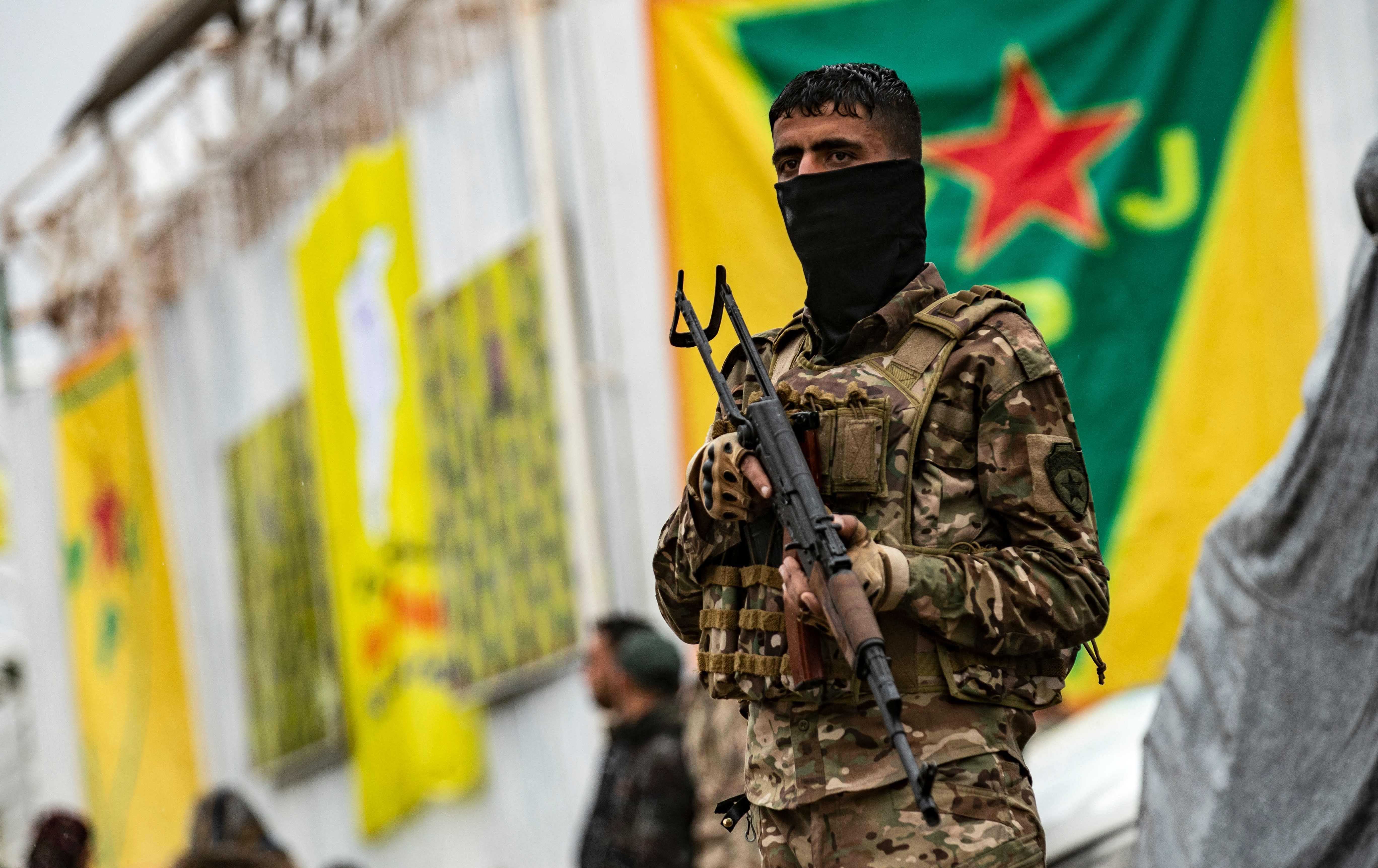 47 Fransız vatandaşı yargılanmak üzere Irak’a teslim edildi