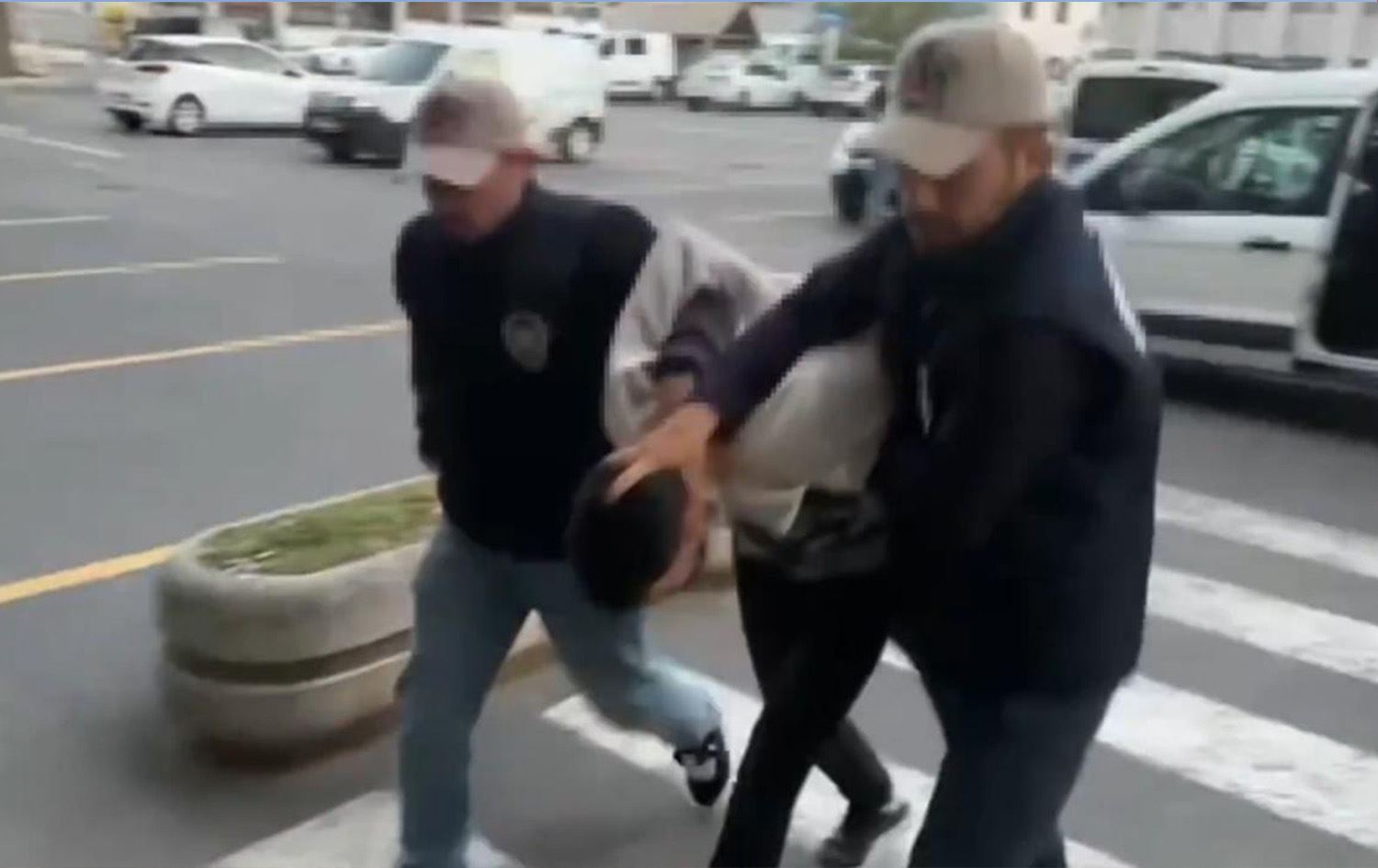 Foto: Kız öğrenci yurdu soruşturmasında 4 şüpheli yakalandı