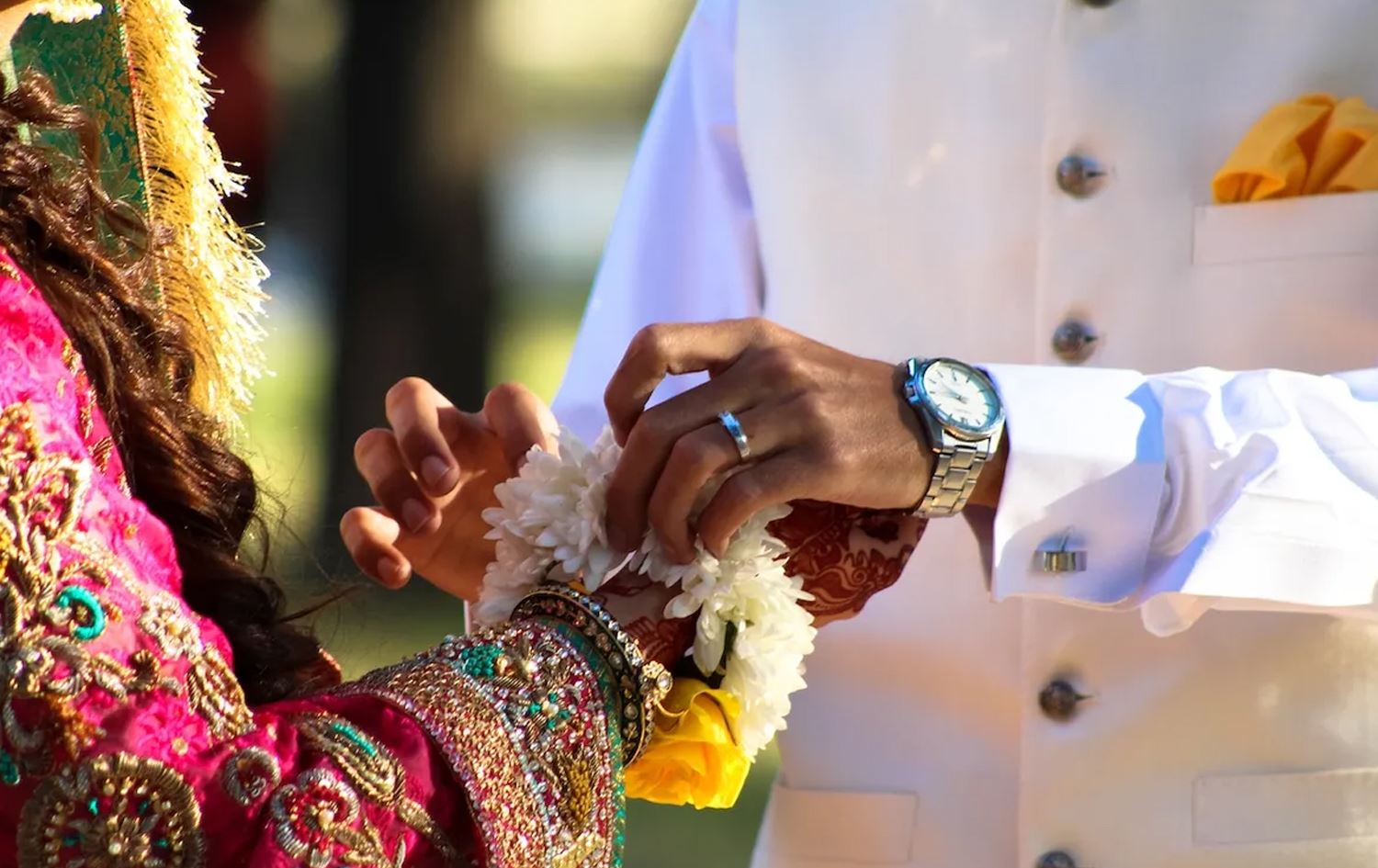 هۆکارێکی قەڵەوبوون لەنێو خانمان ئاشکرا دەکرێت؛ 'زوو هاوسەرگیری مەکەن'