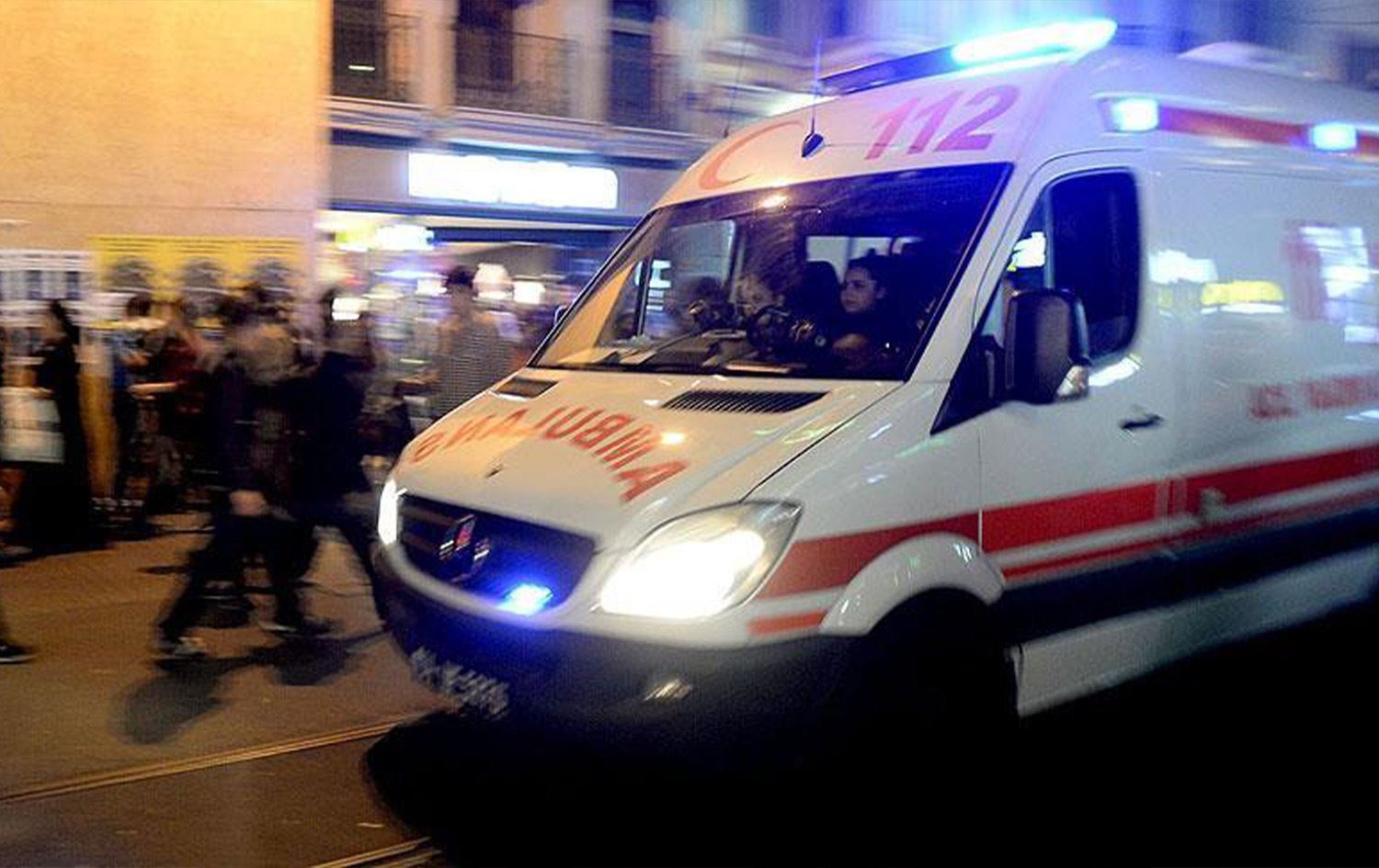 İstanbul'da gıda zehirlenmesi faciası: Anne kalp krizi geçirdi, 2 kardeş hayatını kaybetti