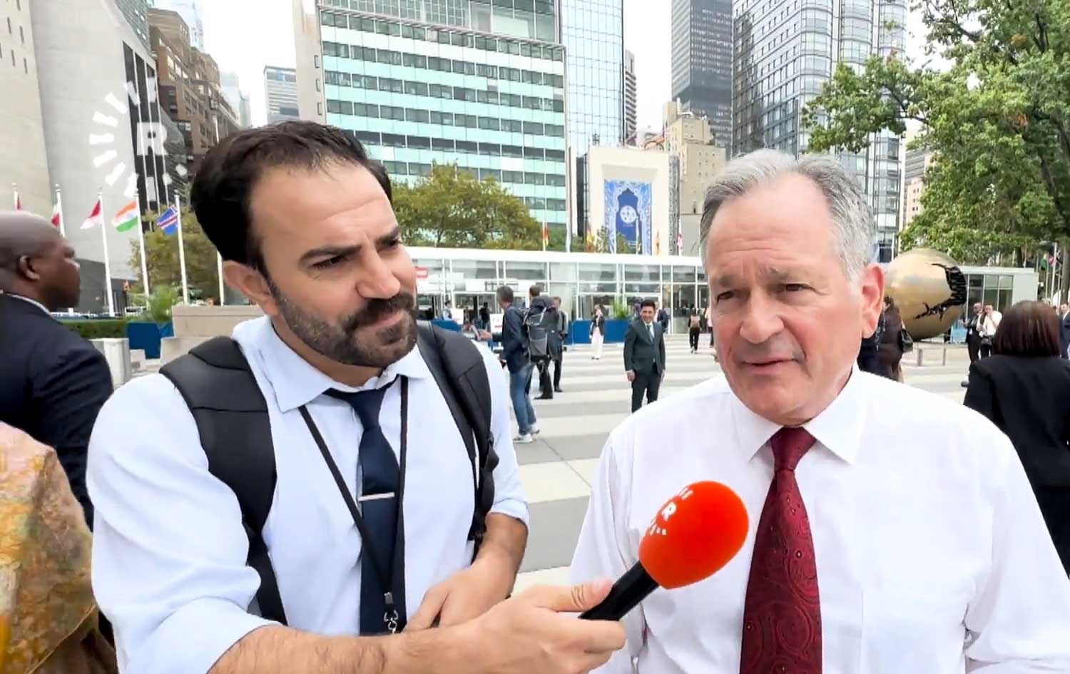 وەزیری ژینگەی پەنەما: داهاتووی سووریا پێویستی بە چاوەڕوانییە بۆ گەیشتن بە دیموکراسی