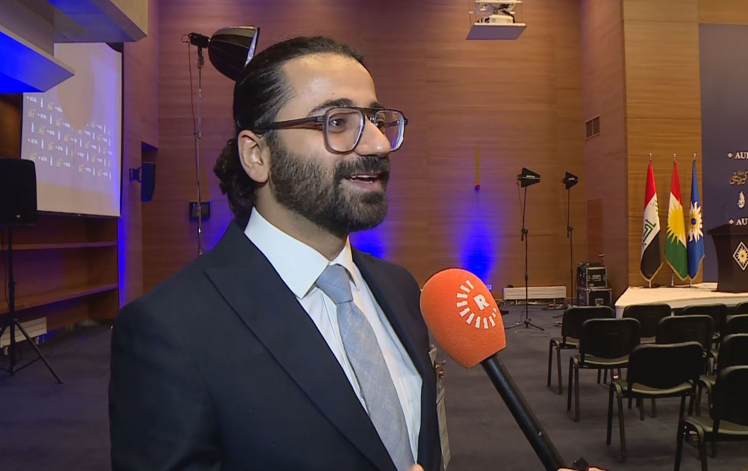 Kurdish musician crafts unique sound that blends traditional and synth