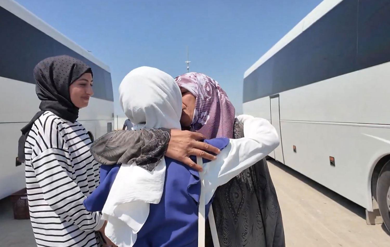 Geri dönen Suriyeliler. / Video alıntısı