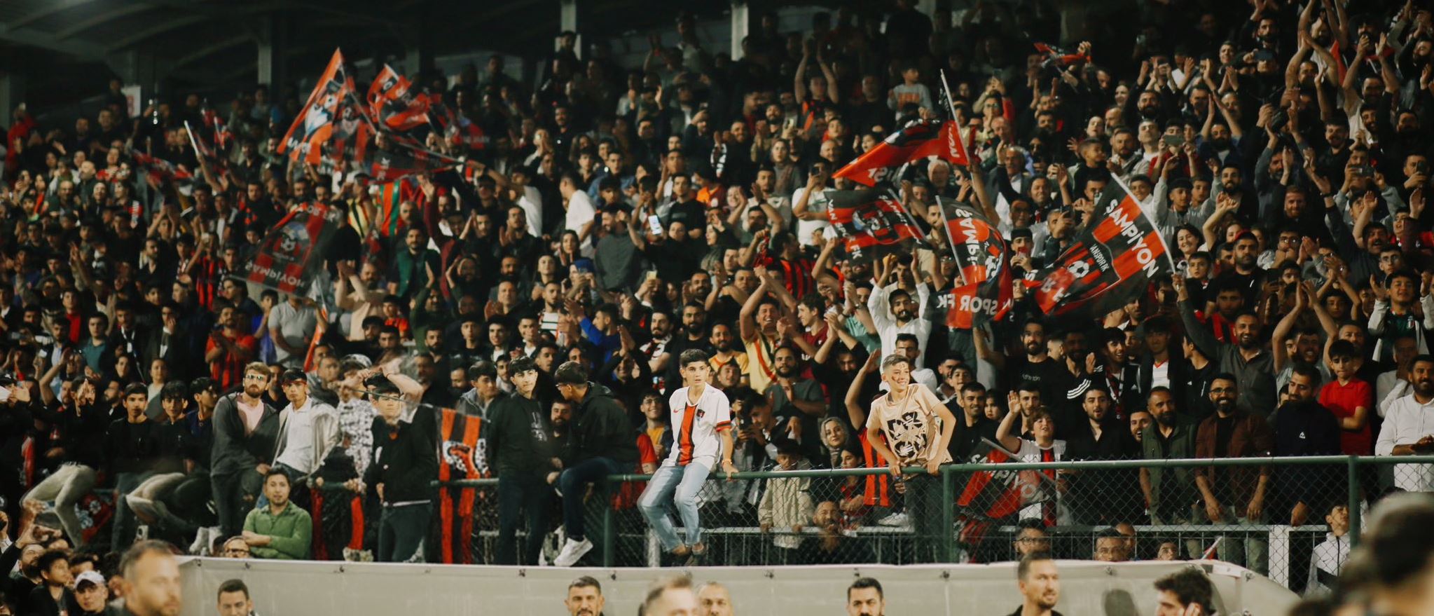 هاندەرانی وان سپۆر