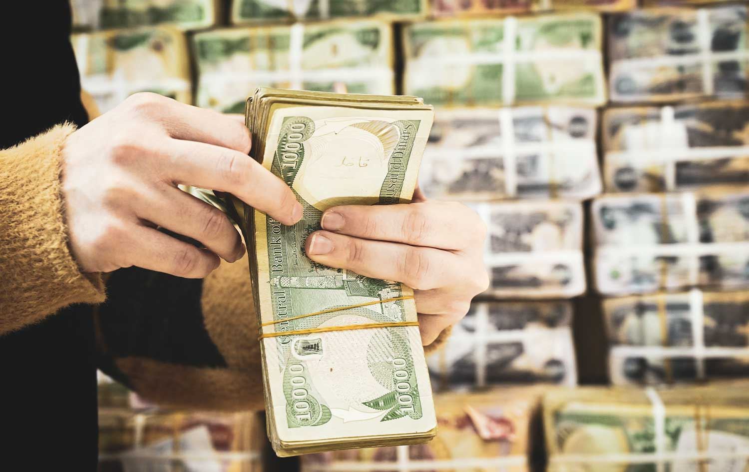 عێراق لە 7 مانگدا 64 تریلیۆن دیناری خەرج کردووە و 80%ـی بۆ مووچە بووە