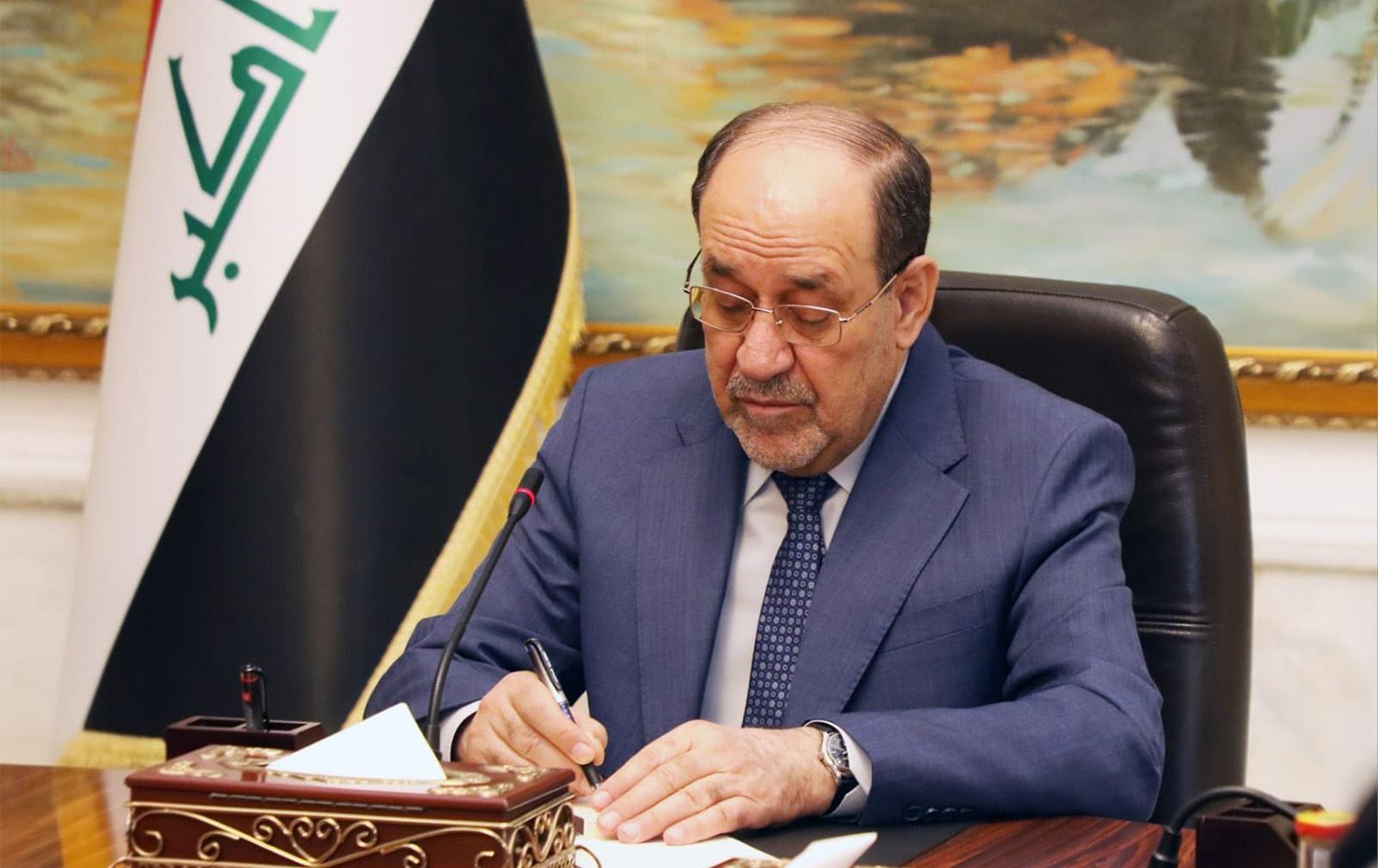 مالیکی داوا دەکات کێبڕکێیەکی ئەرێنی بکرێت و پۆستەری بانگەشە نەدڕێنرێت