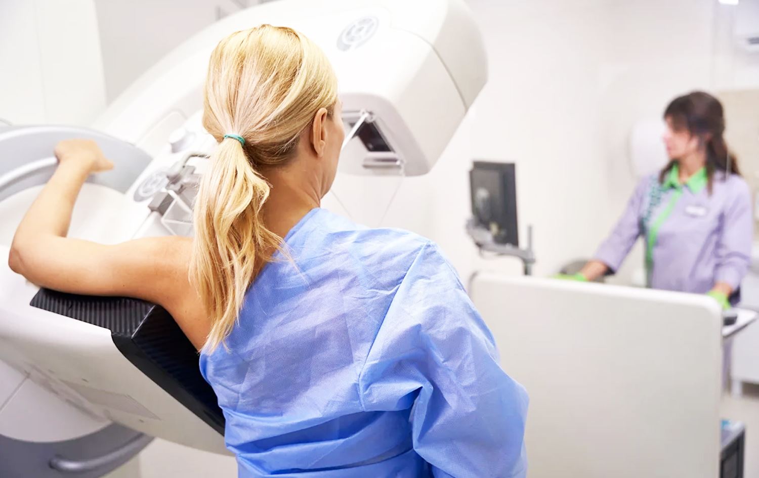 لە فەرەنسا خانمان هاندەدرێن، پشکنینی مامۆگرافیی شێرپەنجەی مەمک بکەن