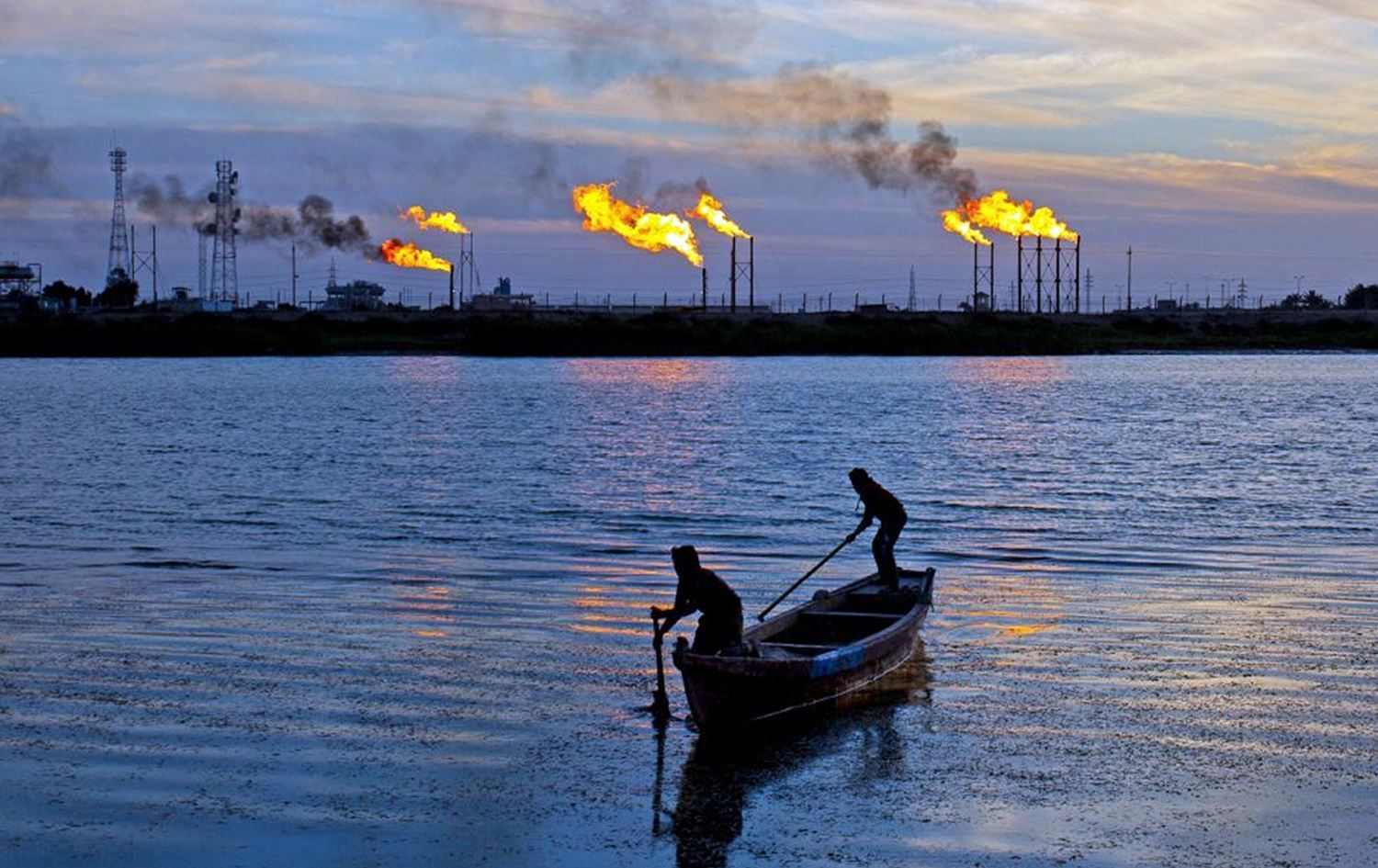 Parzûngeheke petrolê ya Besreyê / Wêne: Arşîv