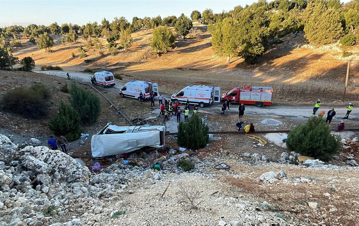 Li Mêrsînê mînîbusa karkeran wergeriya / Wêne: AA