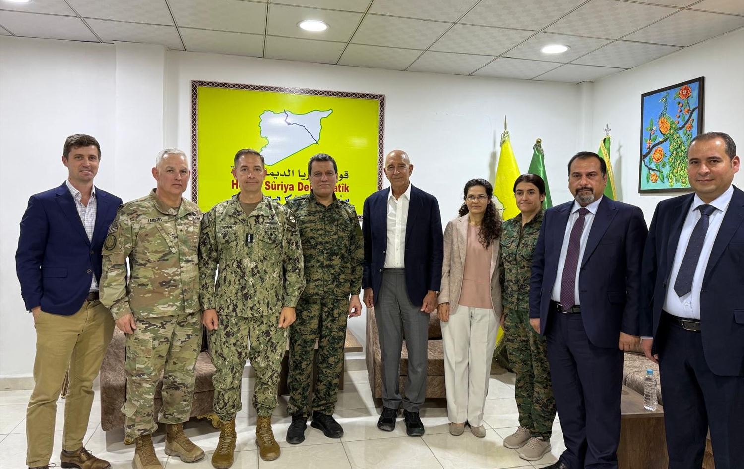 Hevdîtina şandeya Amerîkayê û Berpirsên Rojavayê Kurdistanê û HSDyê / Wêne: Arşîv