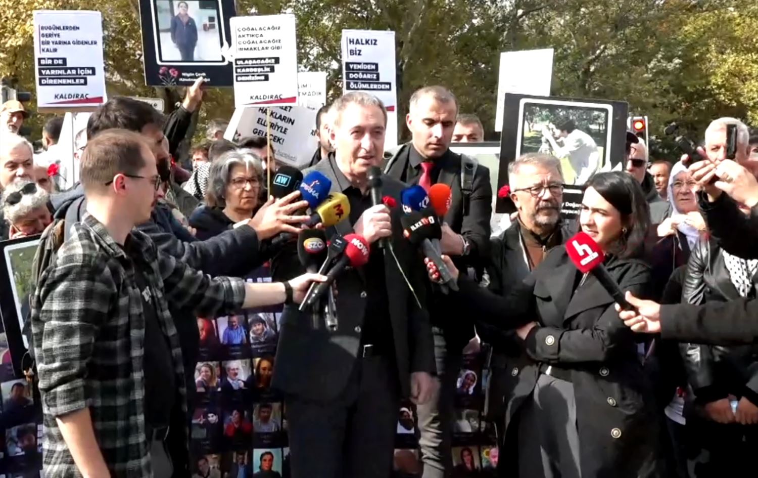 Bibîranîna Komkujiya Gara Enqereyê / Wêne: Ji ber dîmenan, Rûdaw