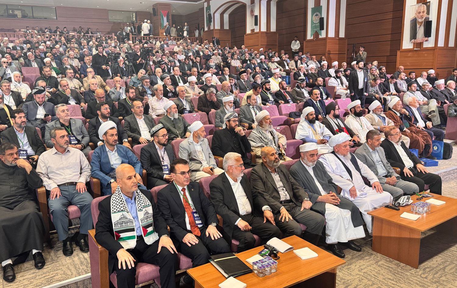 Diyarbakır'da 10. Alimler Buluşması başladı: Hamas sözcüsü de katılıyor