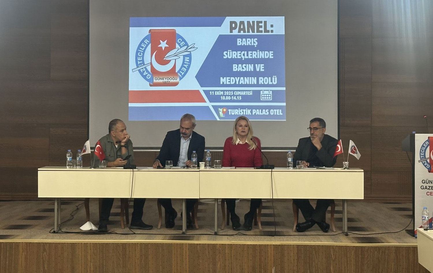 “Barış Süreçlerinde Basın ve Medyanın Rolü” paneli