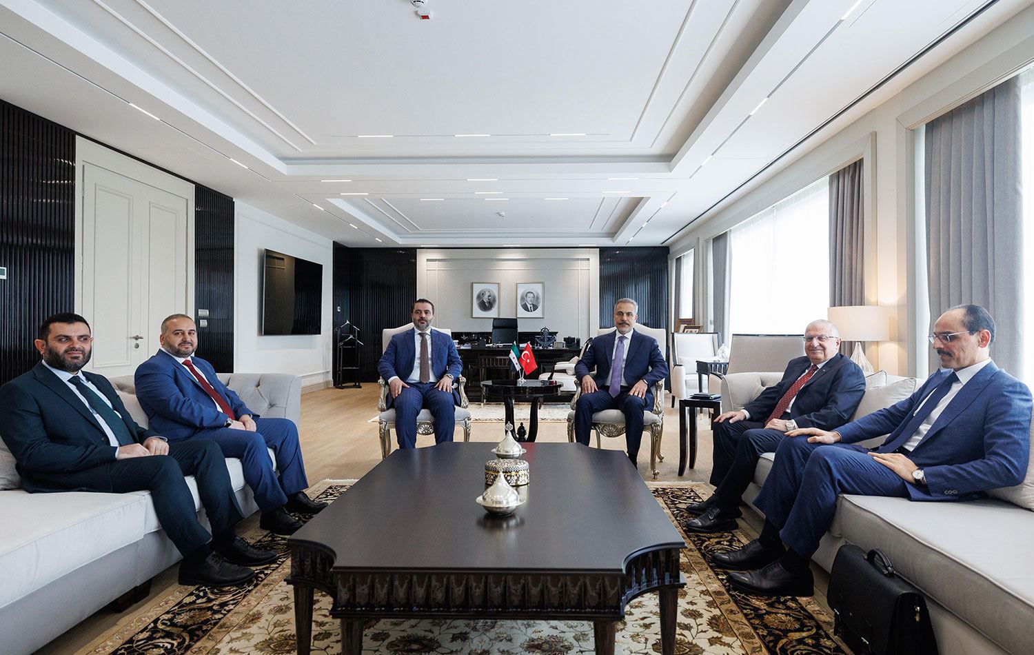 Bakanlar, Türkiye ve Suriye arasında güvenlik alanındaki iş birliği konuları ve güncel gelişmeleri ele almak üzere toplandı. / AA