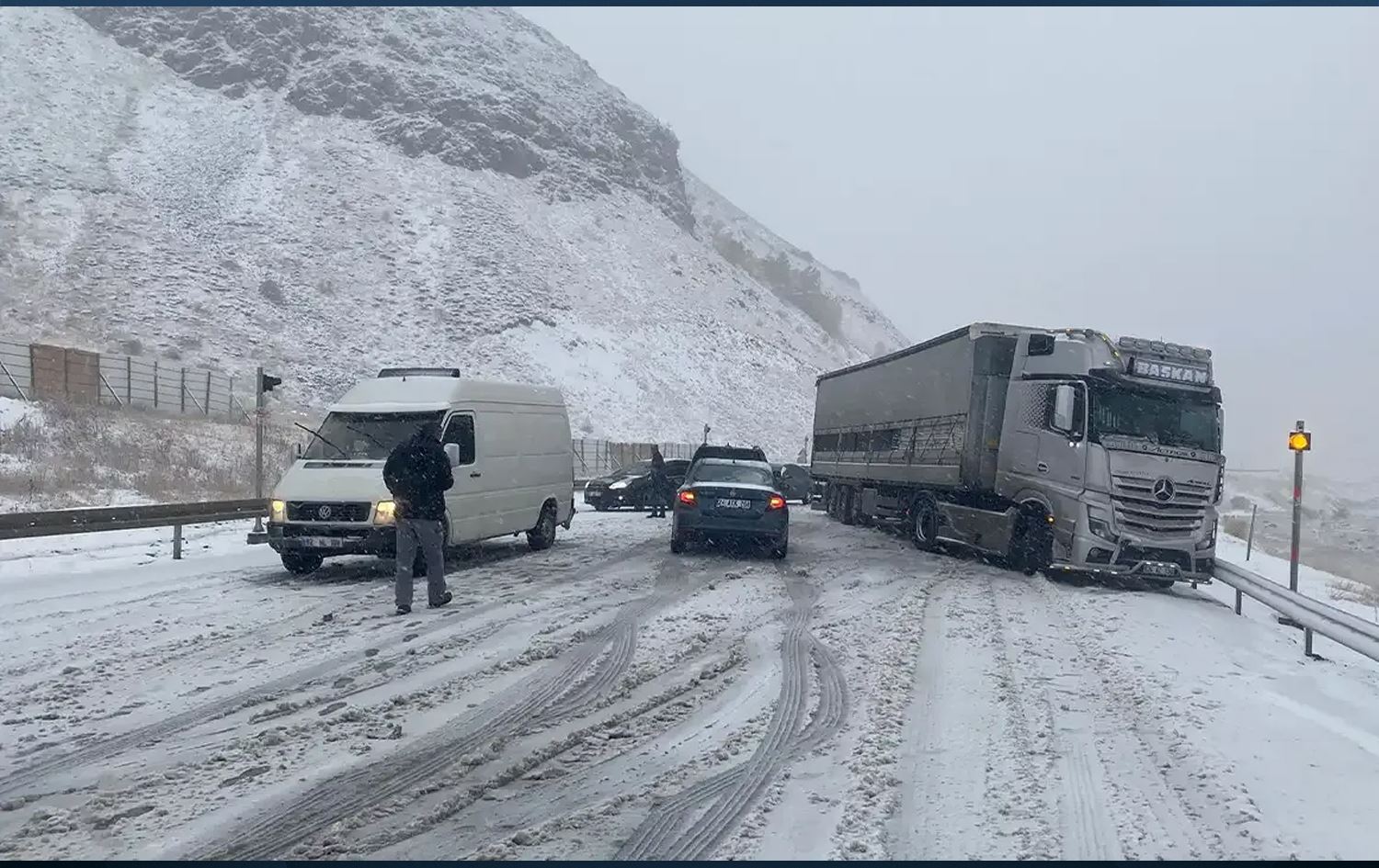 Rêya Erzingan-Sêwazê / Wêne: Ajans
