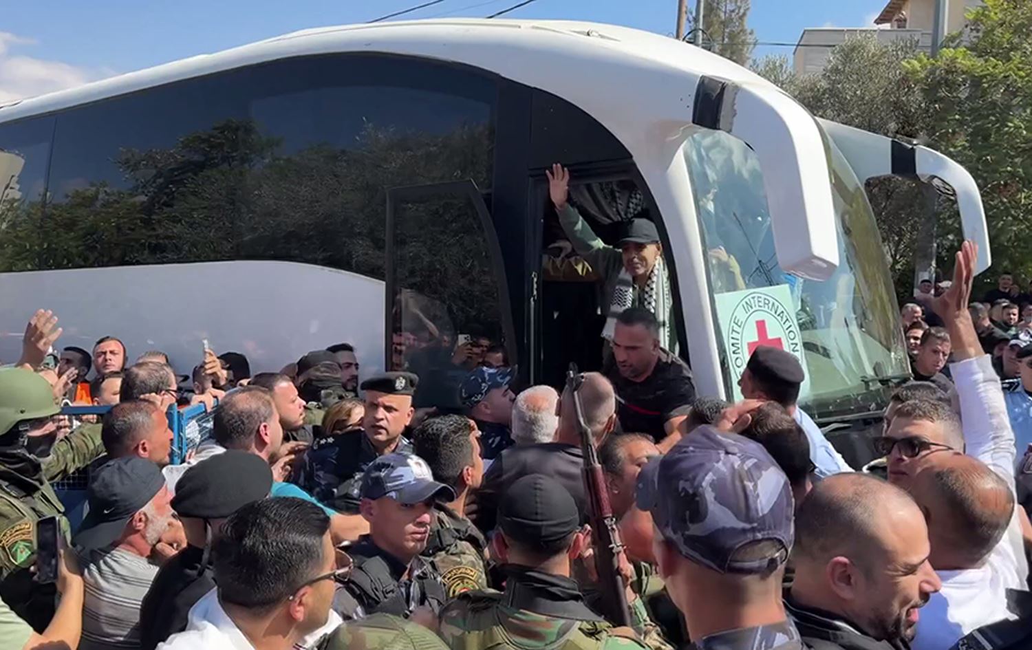 Wêne: Girtiyên ku hatine berdan/Wêne: Ji vîdeoyê