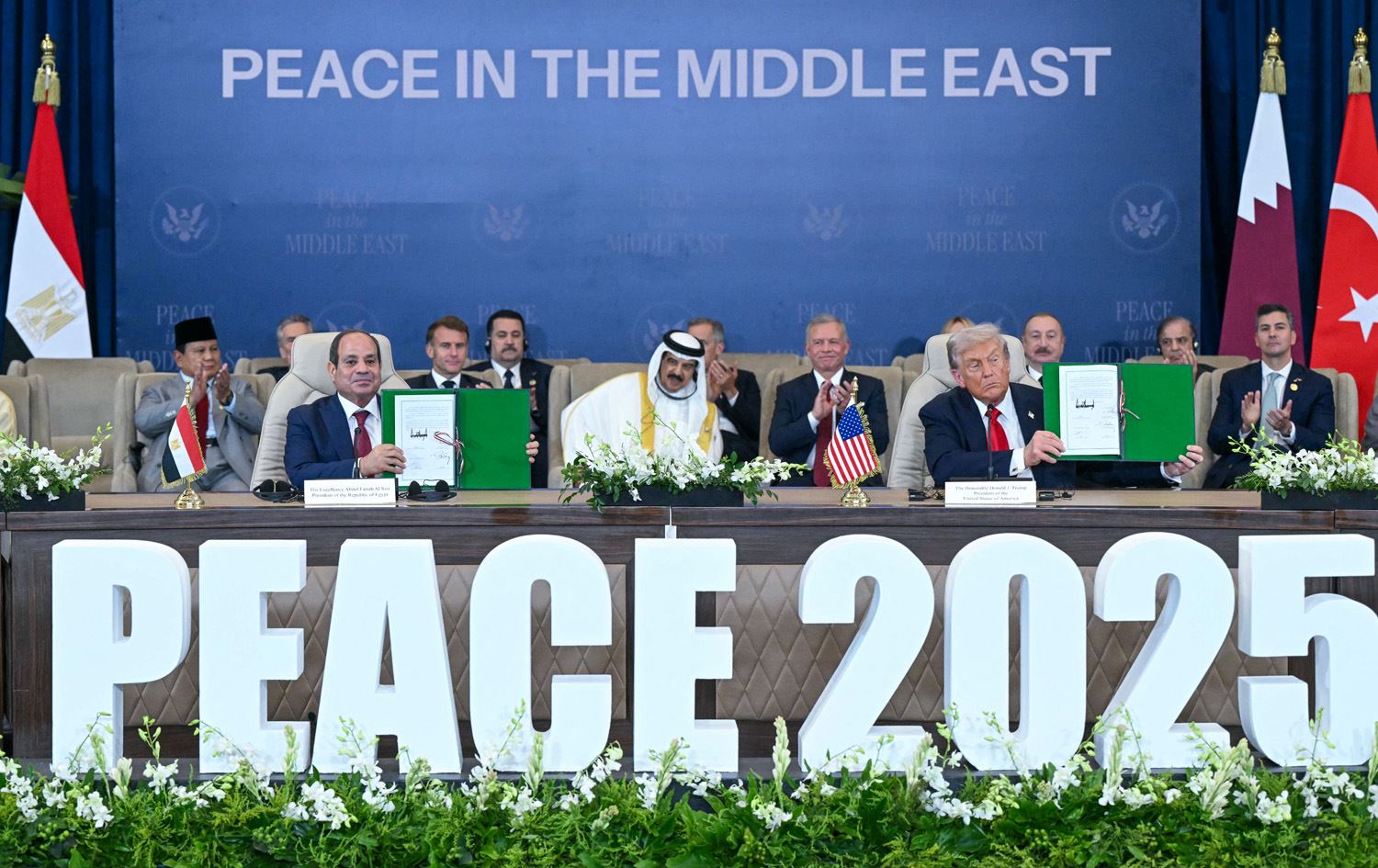 رێککەوتنی ئاشتیی غەززە واژۆ کرا؛ 'ئێستا هەمووان دڵخۆشن'