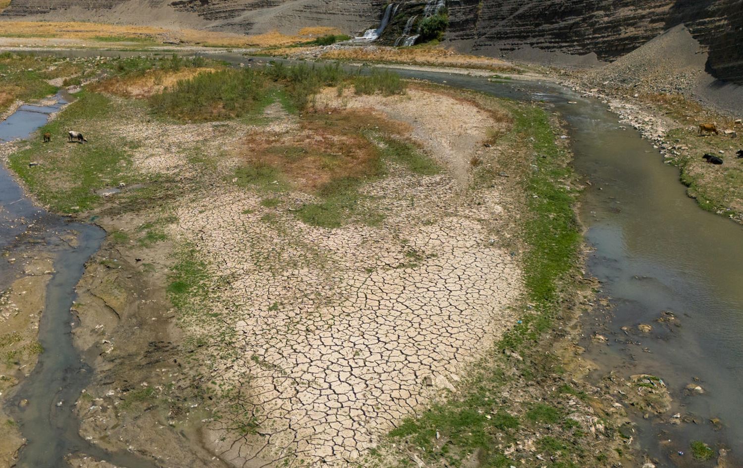 Iraq requests increased water releases from Turkey as drought worsens