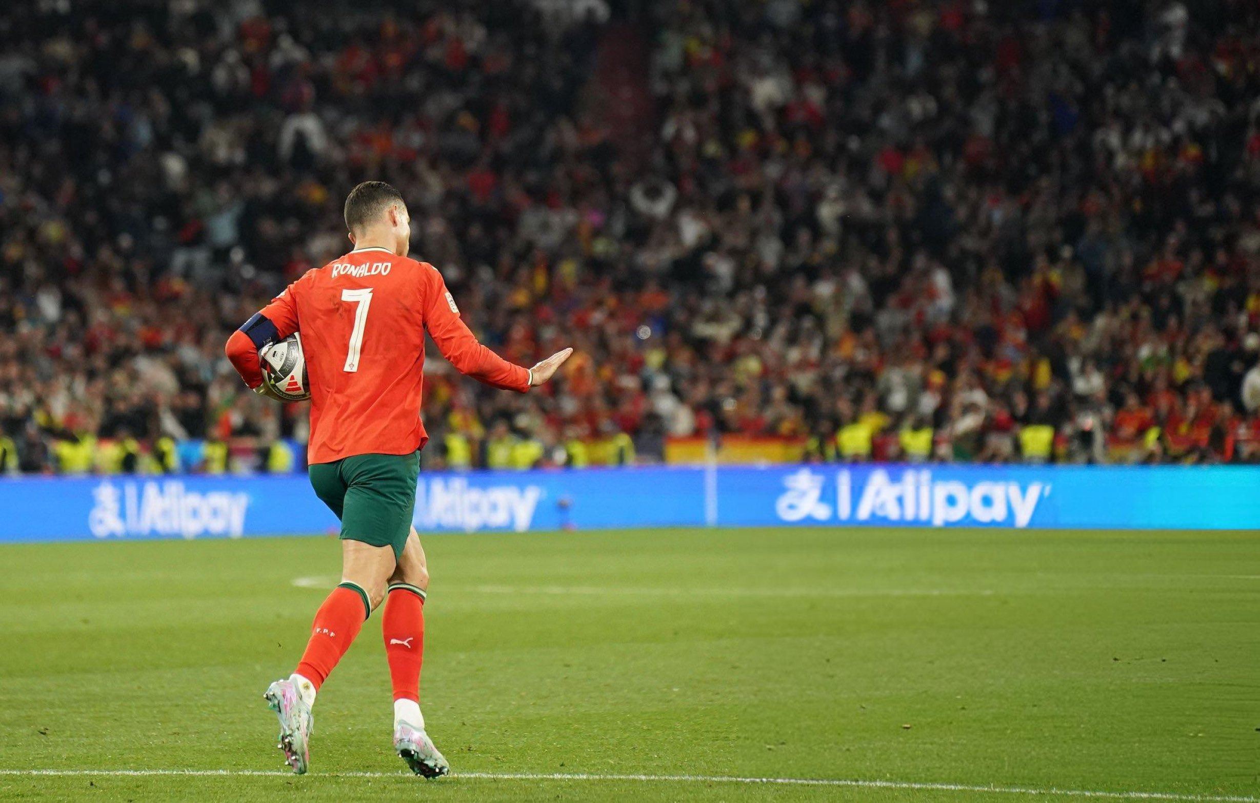 رۆناڵدۆ ژمارەیەکی دیکەی پێوانەیی شکاند