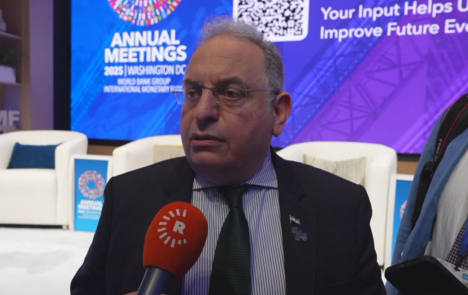 Wezîrê Aborî yê Sûriyeyê bersiv da pirsên Diyar Kurde / Wêne û Vîdeo: Rûdaw