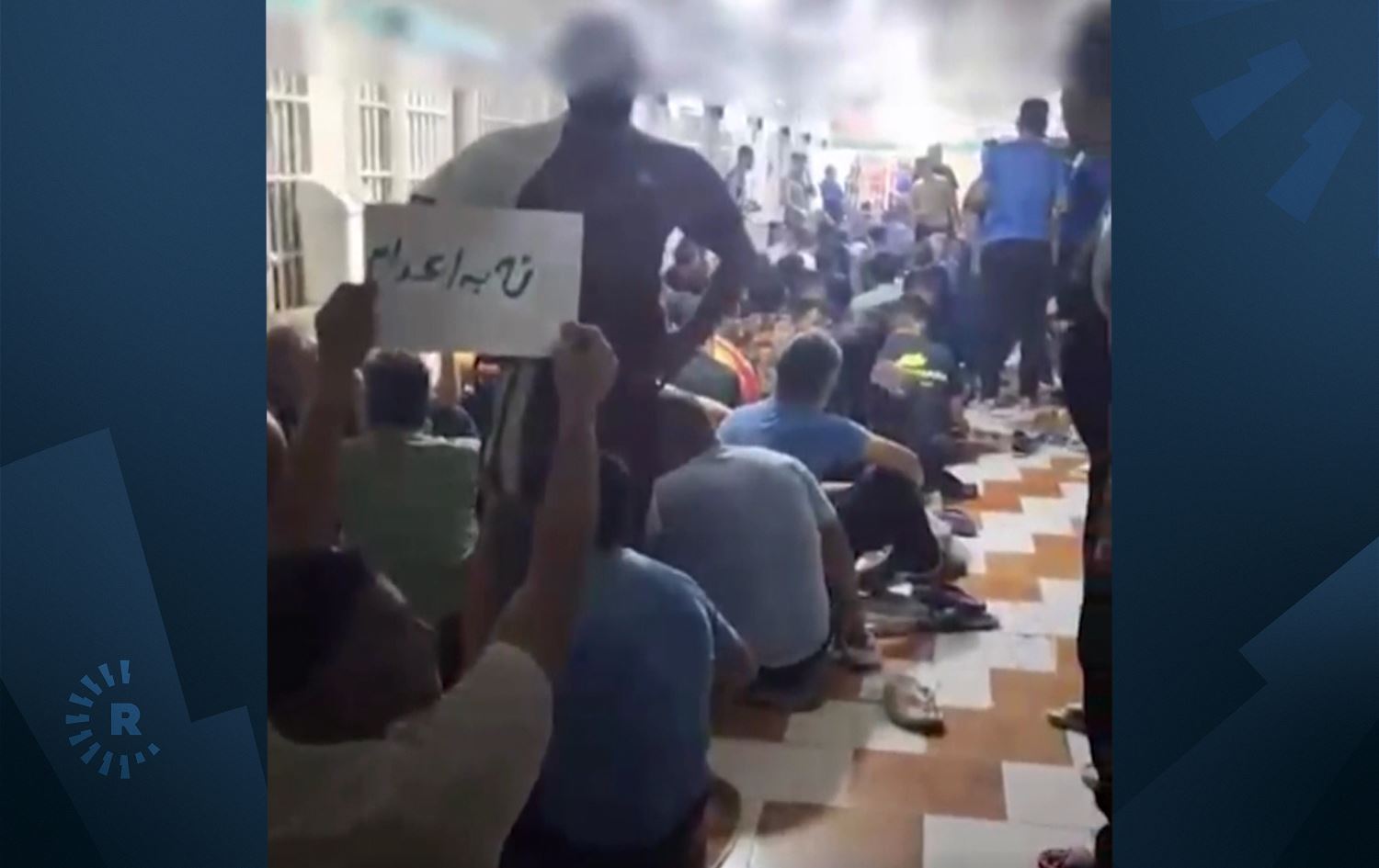 بەشێک لە بەندکراوانی گرتووخانەیەکی ئێران دژی سزای سێدارە مانیان گرتووە