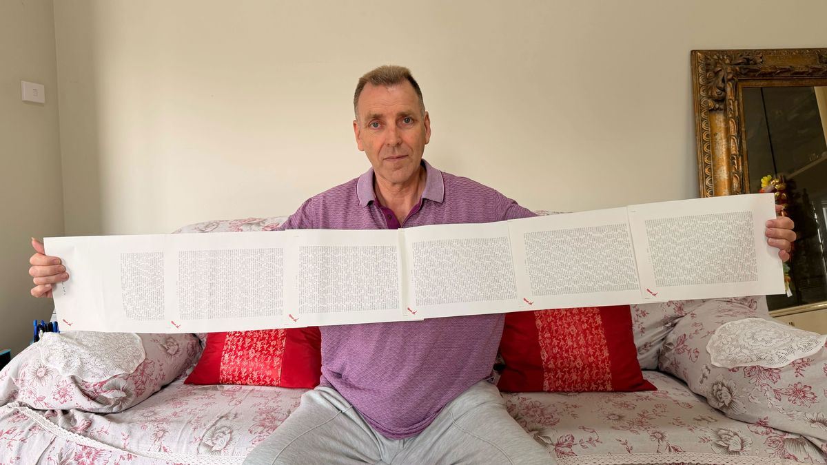 پیاوێکی نیوزلاندی درێژترین ناو لە خۆی دەنێت و دەچێتە کتێبی گینس