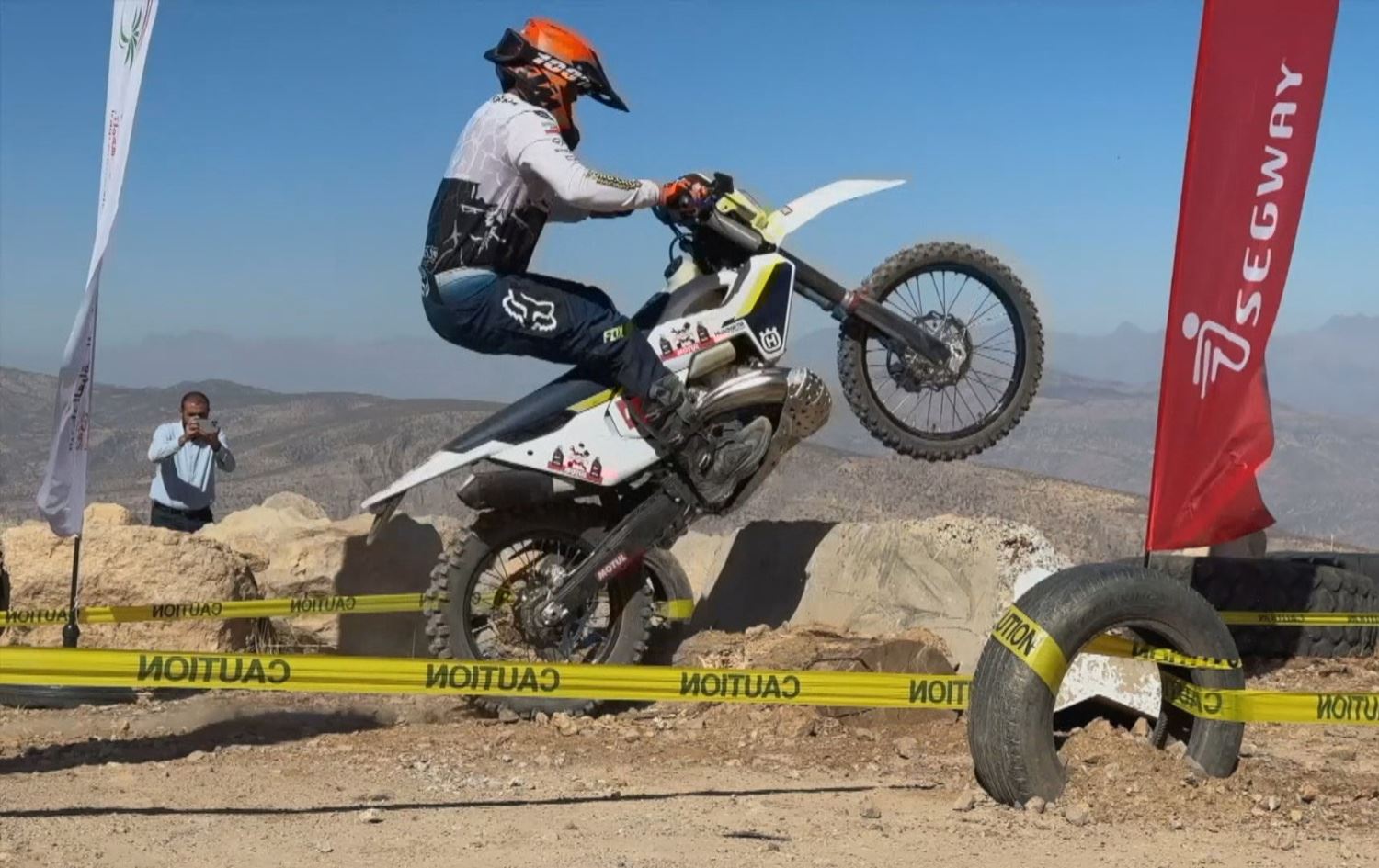 Motorcyclists from Kurdistan, Iraq, Iran compete on Mount Korek