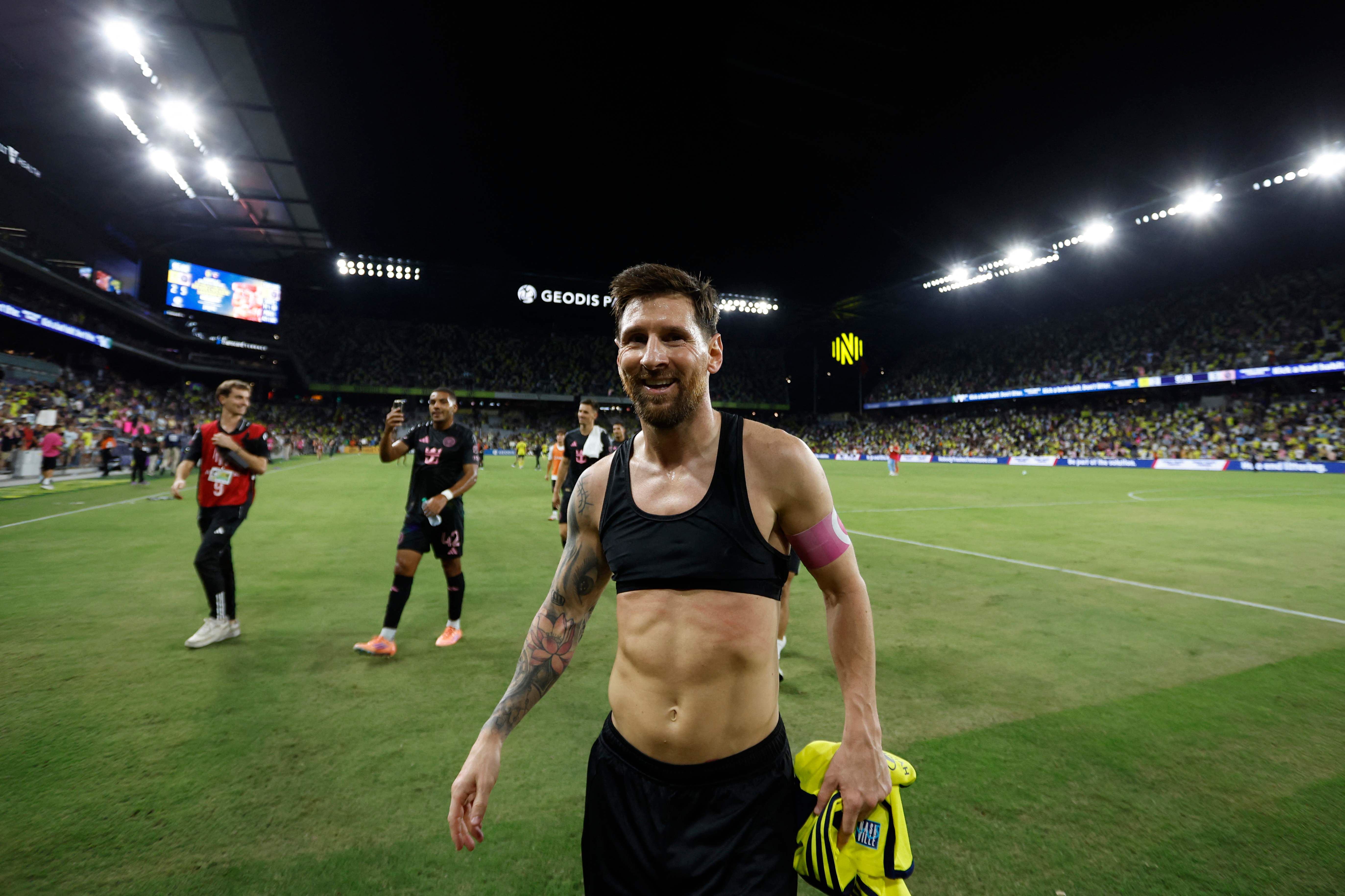 ڤیدیۆ؛ مێسی هاتریکی تۆمارکرد و مەیامی گەیشتە پلەی ئۆف