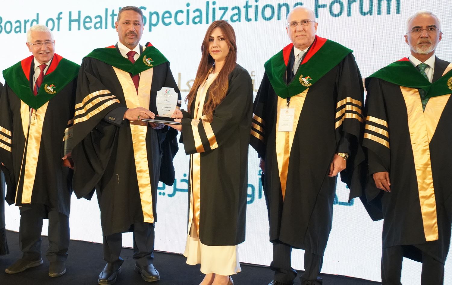 خانمە پسپۆڕێکی کورد دەبێتە یەکەمی بۆردی عەرەبیی پسپۆڕیی نەخۆشییەکانی پێست