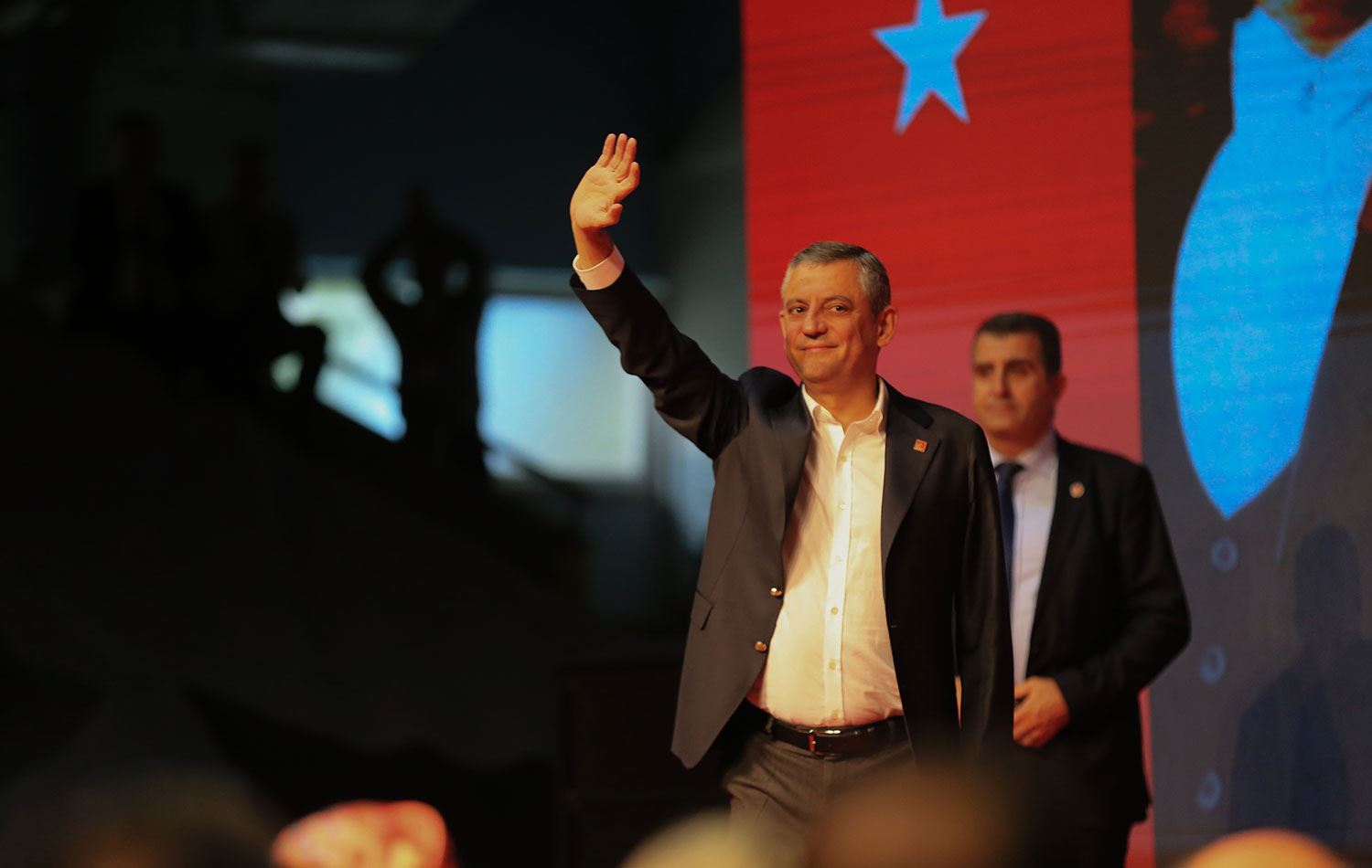 CHP Genel Başkanı Özgür Özel, CHP Manisa 39. Olağan İl Kongresi'ne katıldı. / AA