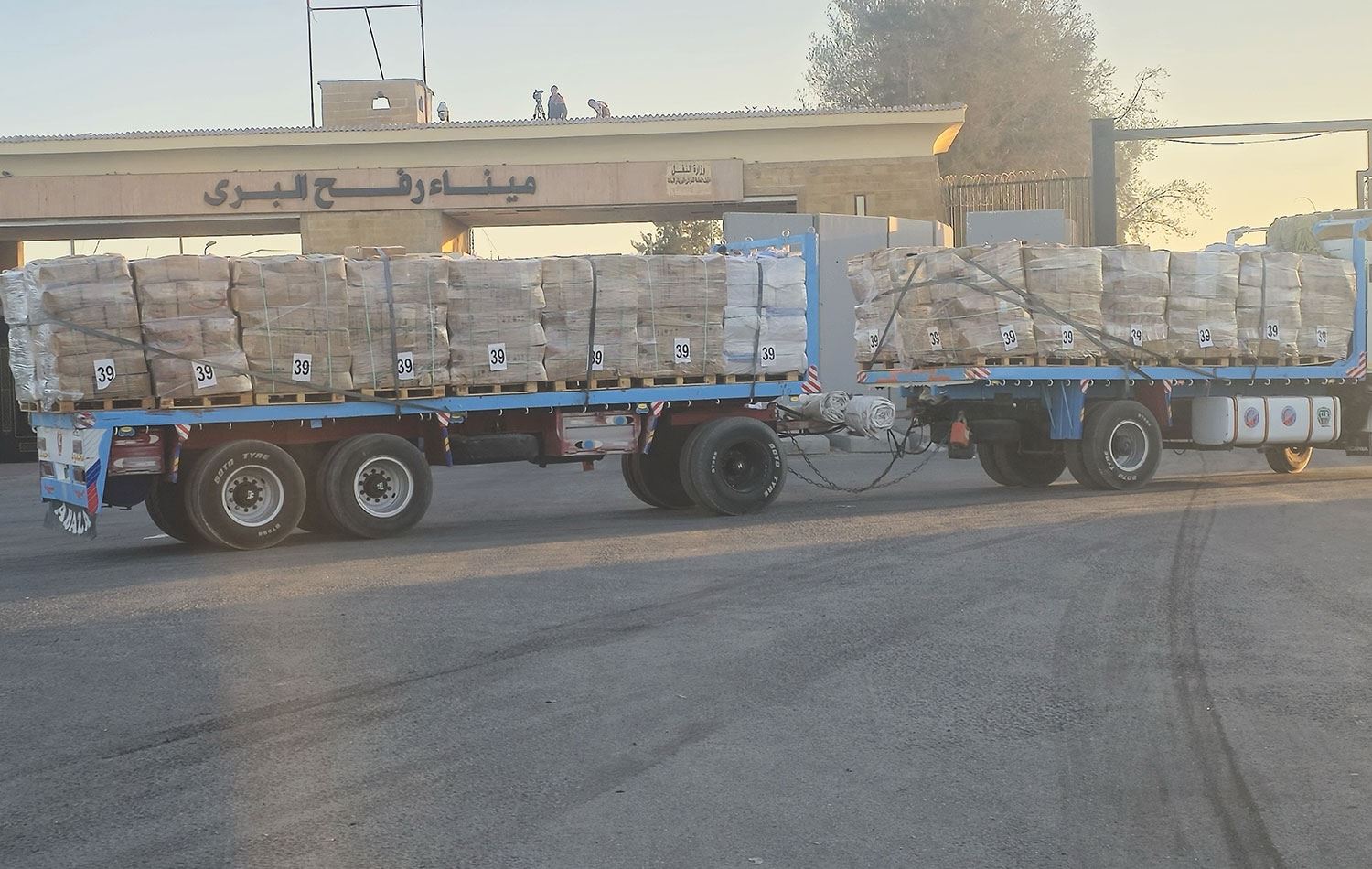 Hamas ile yapılan ateşkes anlaşmasına rağmen İsrail, Gazze Şeridi'ne Mısır üzerinden geçişi sağlayan Refah Sınır Kapısı'nı hala açmadı. / AA