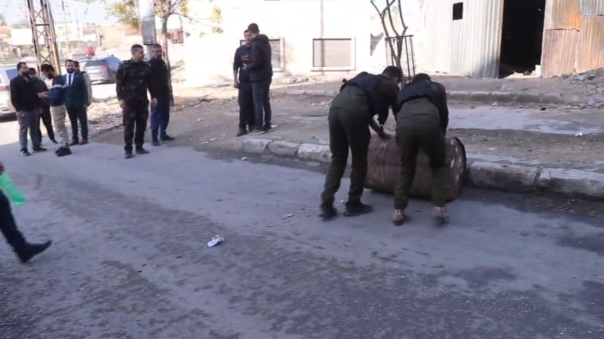 Damascus reopens road to Aleppo’s Kurdish neighborhood