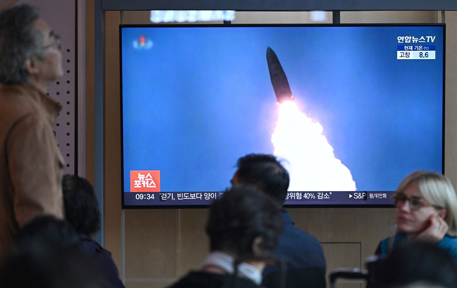 Kuzey Kore, “ileri teknolojiye sahip” yeni bir füze sistemini başarıyla test ettiğini açıkladı