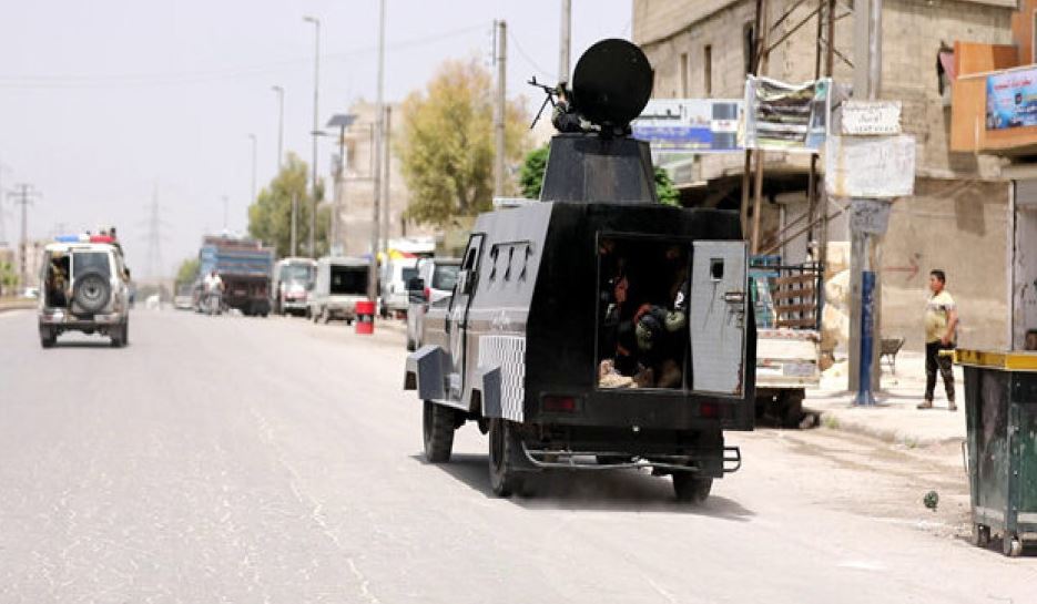 Otomobîleke zirxî ya hêzên Sûriyeyê li Helebê\ Wêne: Arşîv