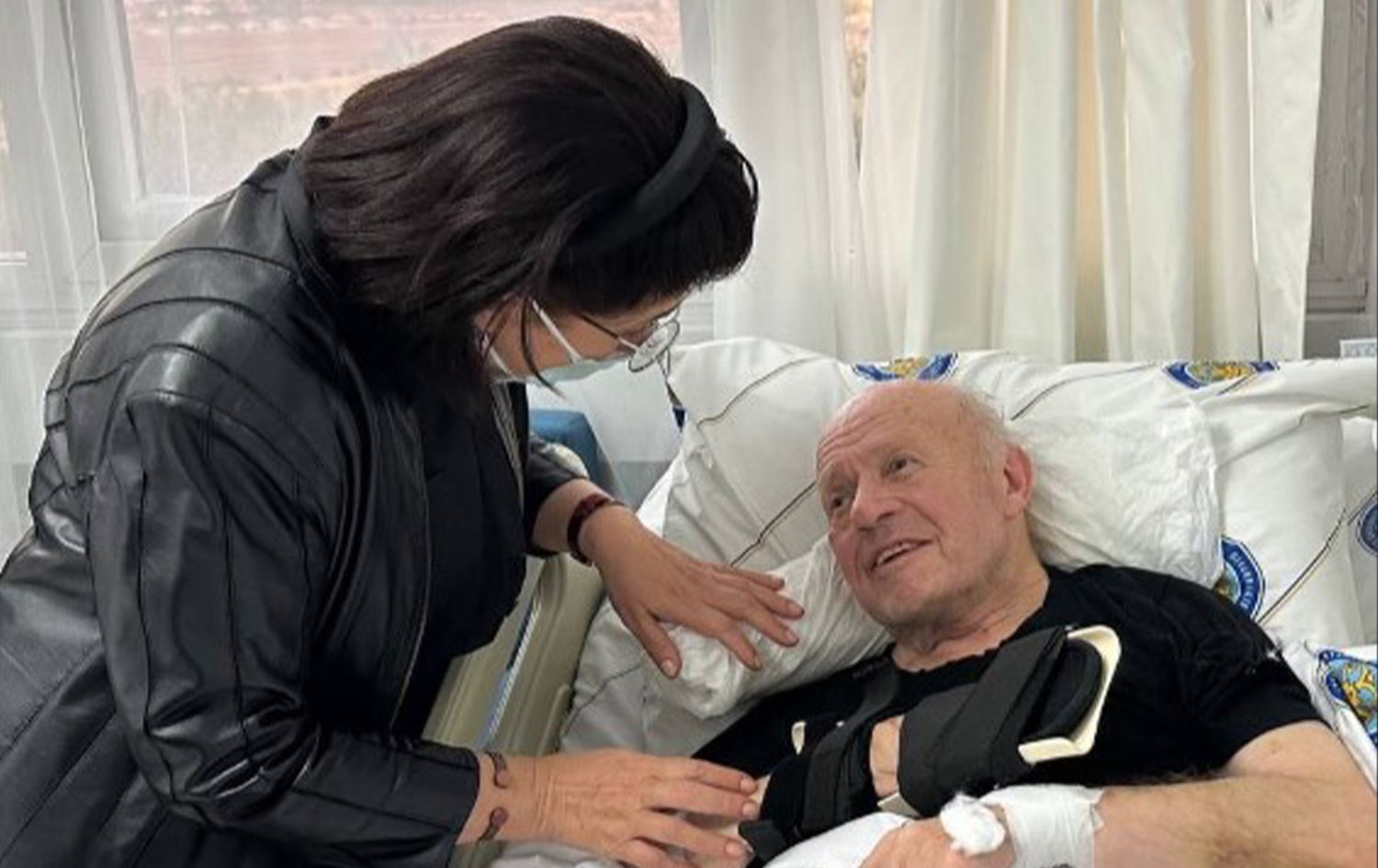 Leyla Zana, İsmail Beşikçi’yi ziyaret etti. / Foto: Leyla Zana'nın Instagram hesabı